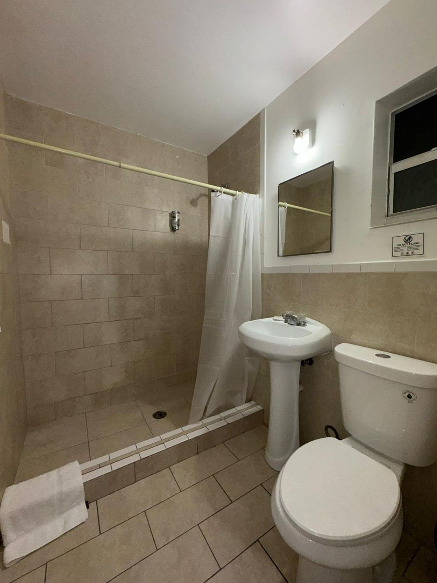 Hotel Rainbow - Miami - Little Havanna Екстер'єр фото