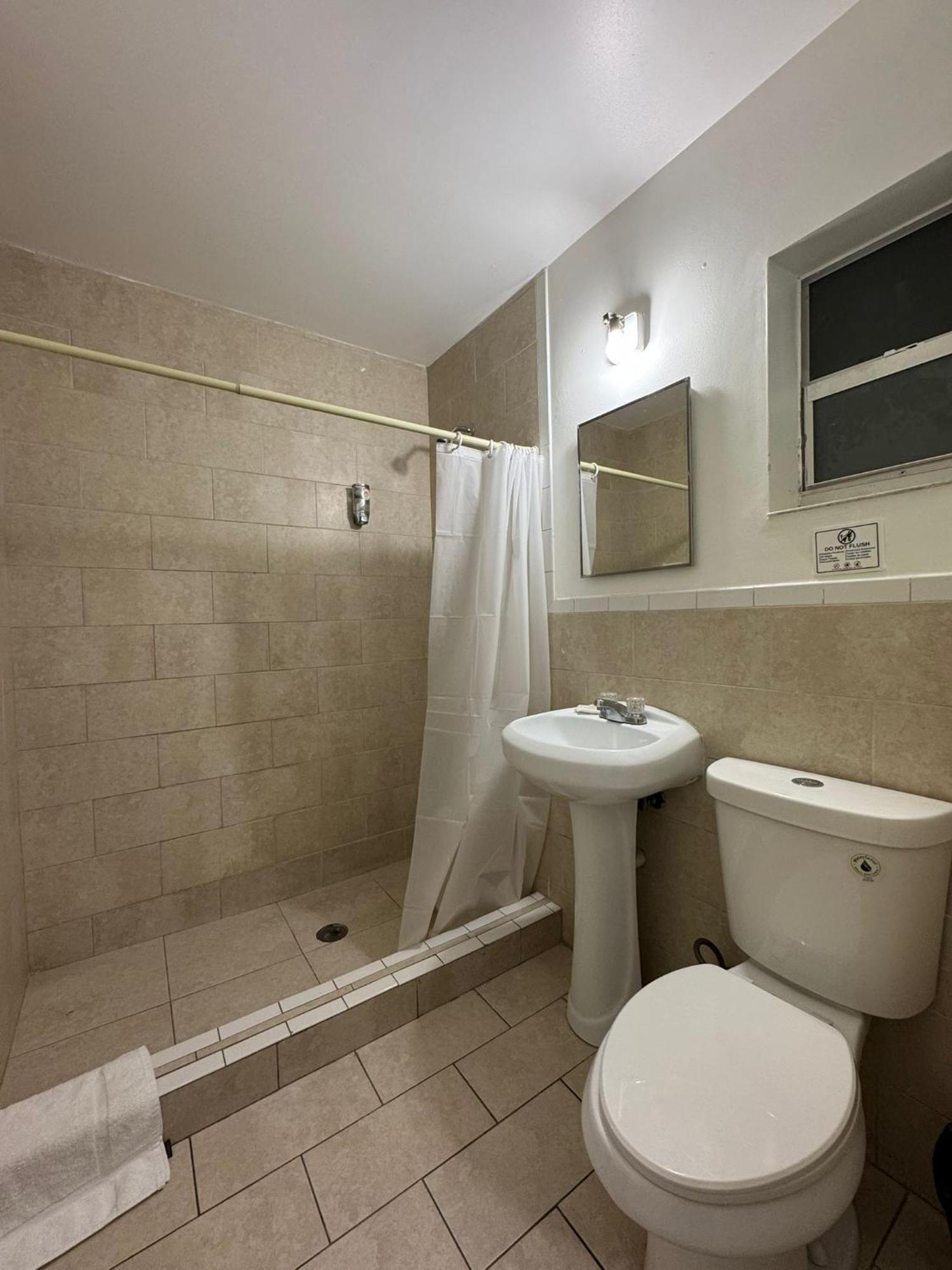 Hotel Rainbow - Miami - Little Havanna Екстер'єр фото