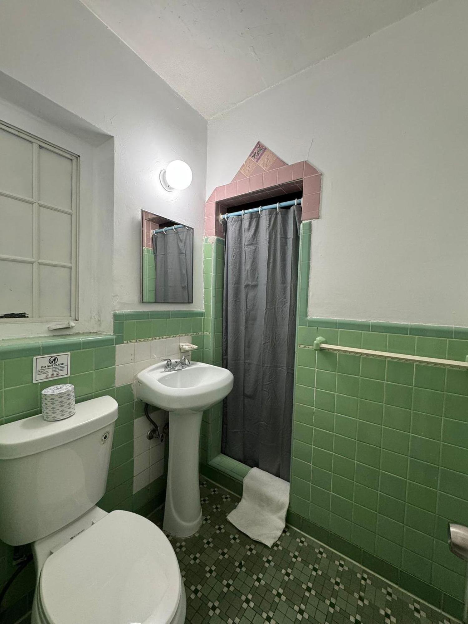 Hotel Rainbow - Miami - Little Havanna Екстер'єр фото