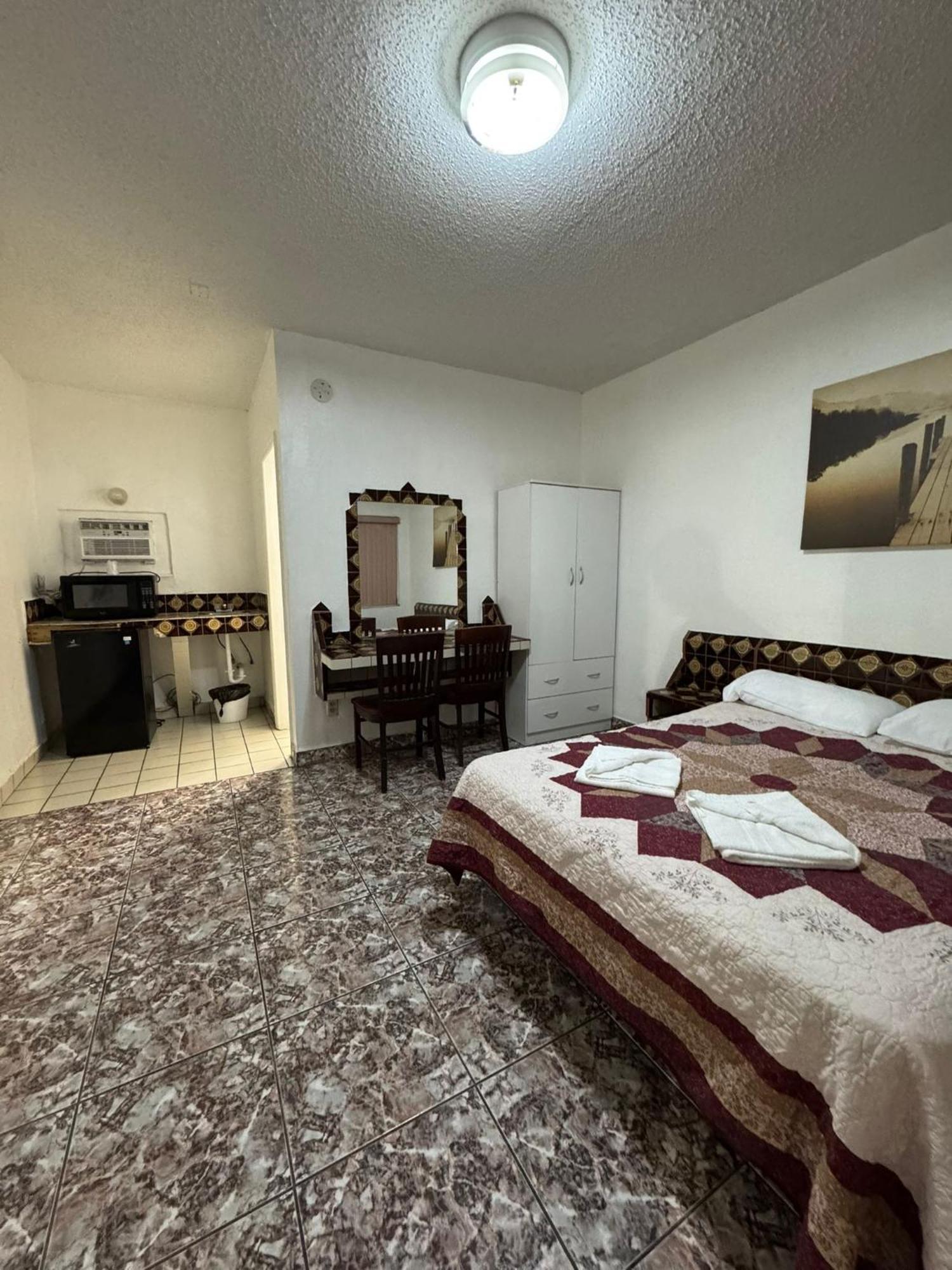 Hotel Rainbow - Miami - Little Havanna Екстер'єр фото